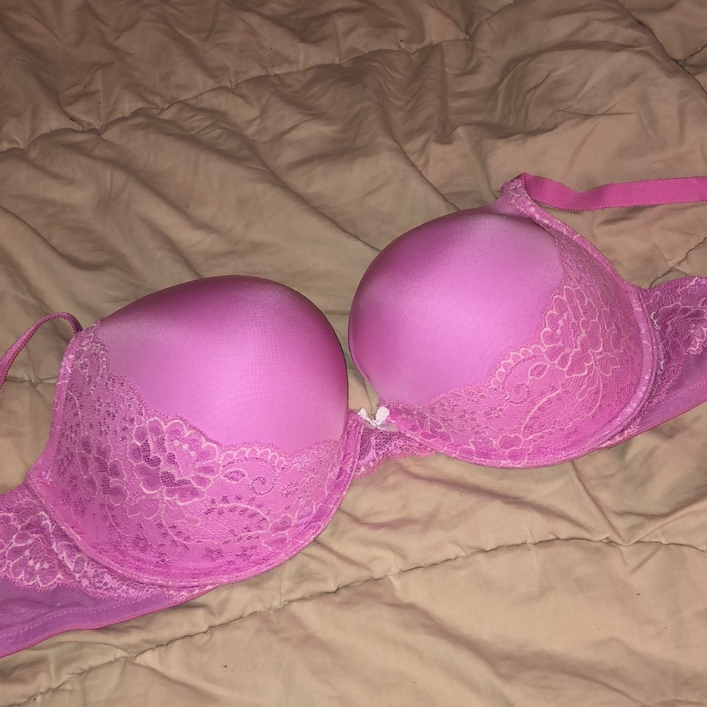 Victoria’s Secret bra